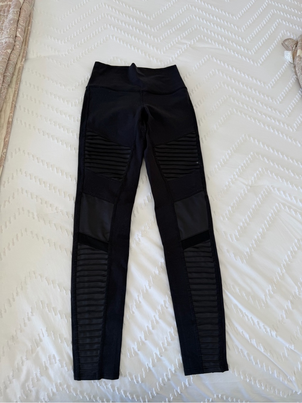 Alo texture leggings